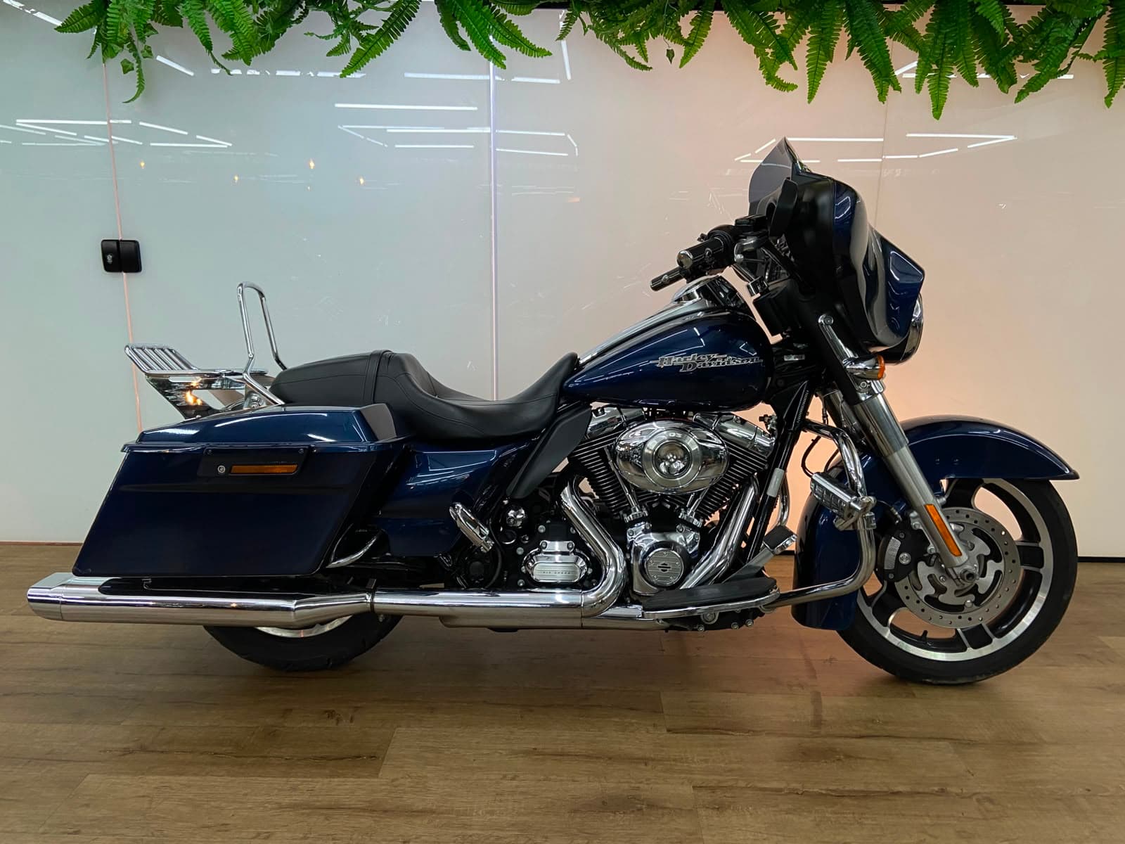 HARLEY-DAVIDSON STREET GLIDE FLHX
